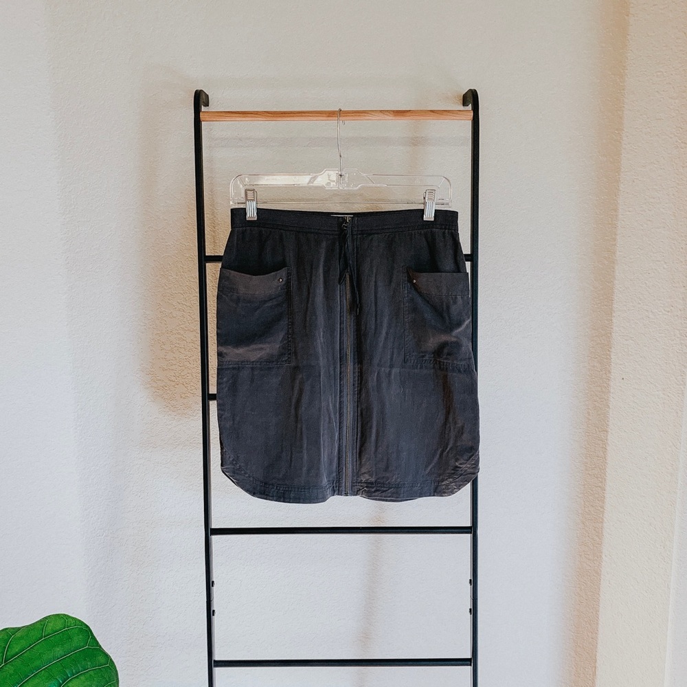 Banana Republic Gray Zip up Mini Skirt